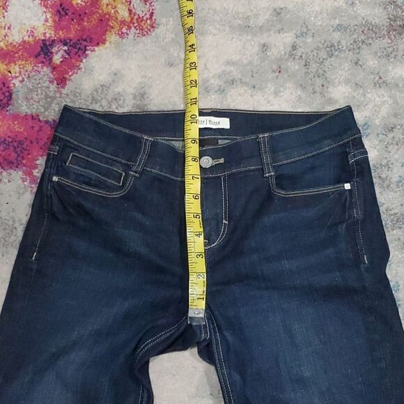 WHBM Crop Jeans   - Picture 6 of 10